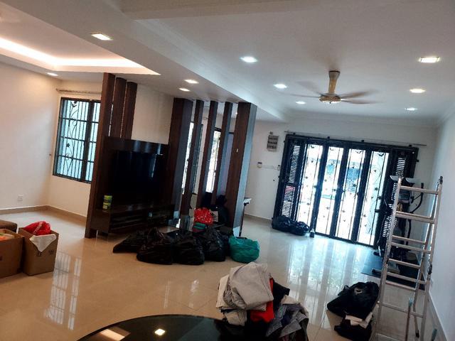 Newly Painted Nice House for Rent