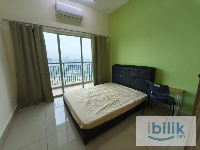 Newly Painted Furnished Balcony Room