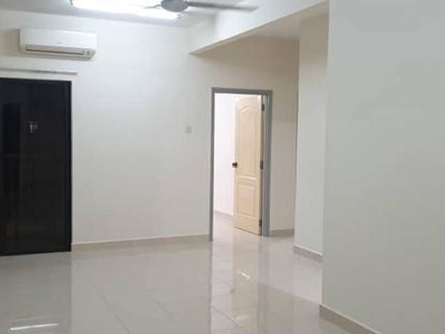 Newly Painted Pelangi Utama Condominium Bandar Utama for Sale