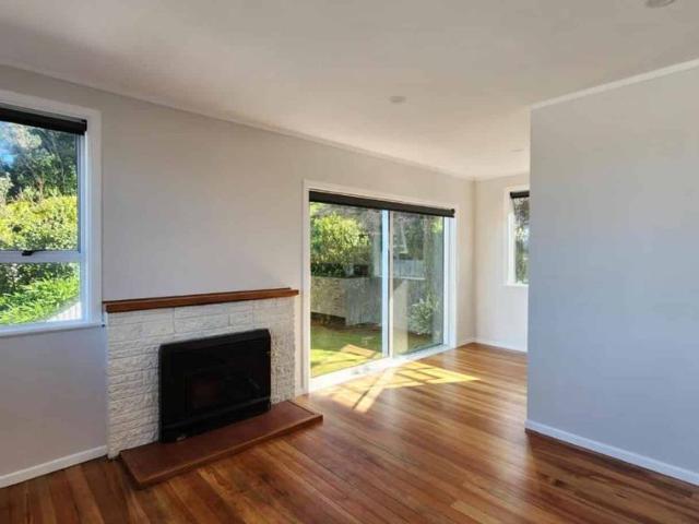Newly Renovated 3 Bedroom Home with Mountain Views & Modern Comfort