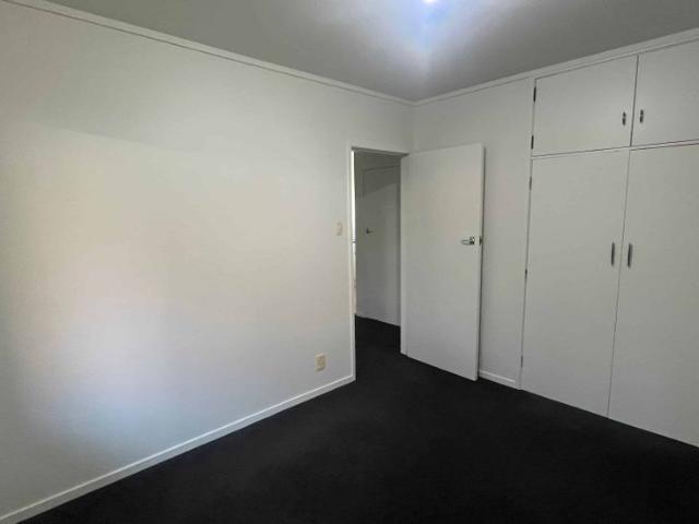 Newly renovated 1 bedroom apartment