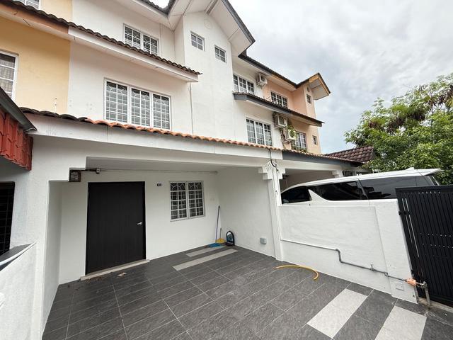 NEWLY RENOVATED 25 Storey Terrace Kampung Lapan Lorong Pandan Town