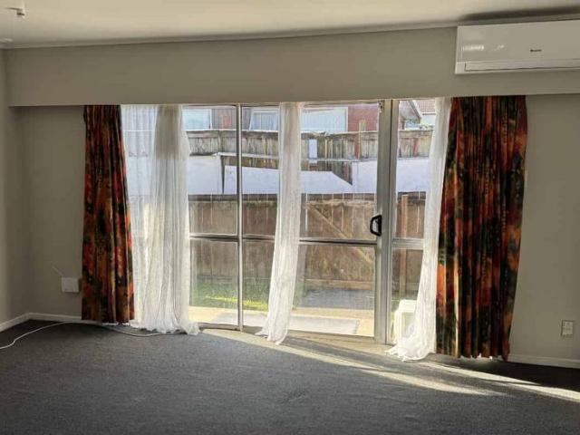 Newly Renovated 2 Bedroom Unit