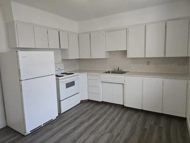 Newly Renovated 2 bedroom unit for rent
