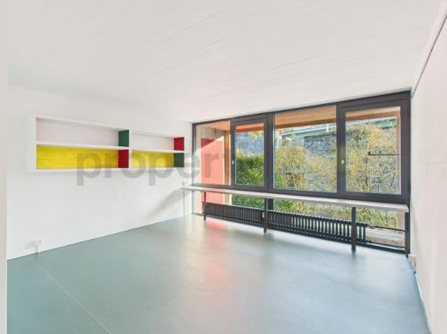 Newly renovated 5.5 room elegant duplex apartment with ideal location in Wünnewil Flamatt