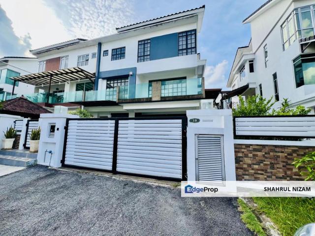 [NEWLY RENOVATED AND FULLY RENOVATED] Semi D Saujana Villa Kajang