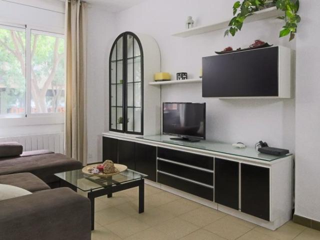 Newly renovated and furnished 2 minutes from Sagrada Familia