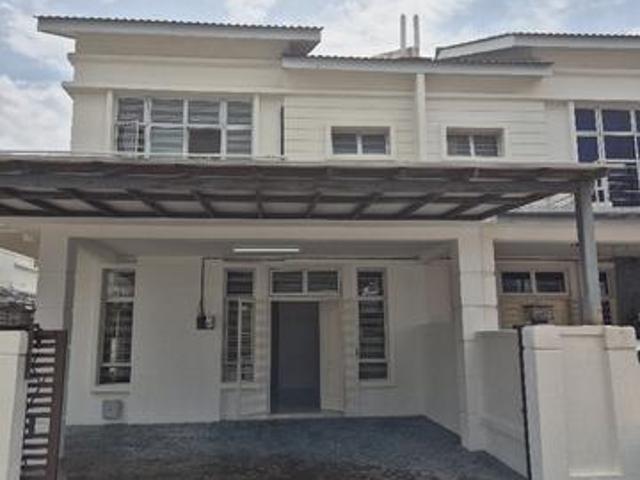 Newly Renovated Bandar Saujana Putra Semi D House