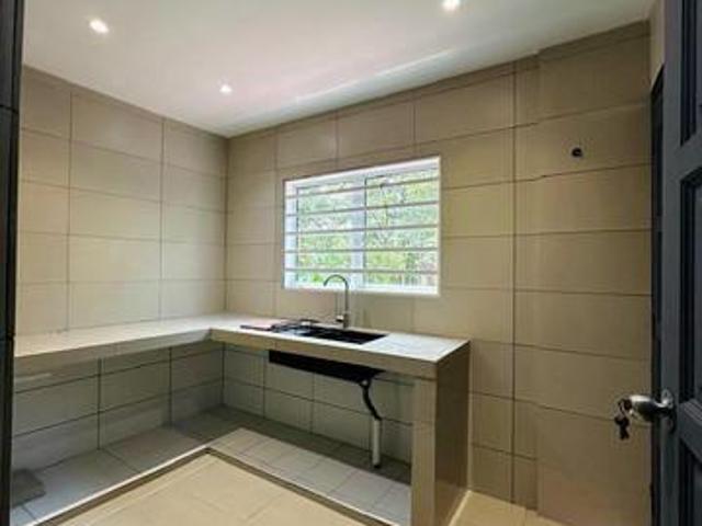 Newly Renovated Berlian Flat
