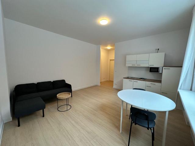Newly renovated, bright 2 room apartment in Berlin Steglitz, Berlin Amsterdam Apartments for Rent