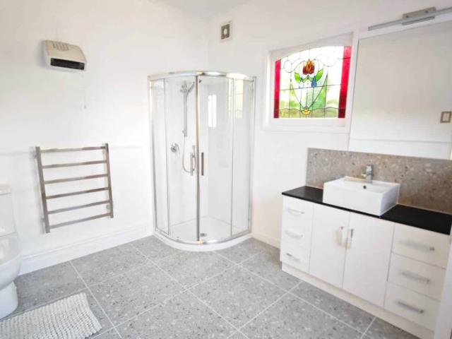 Newly Renovated Grand Villa And Cottage