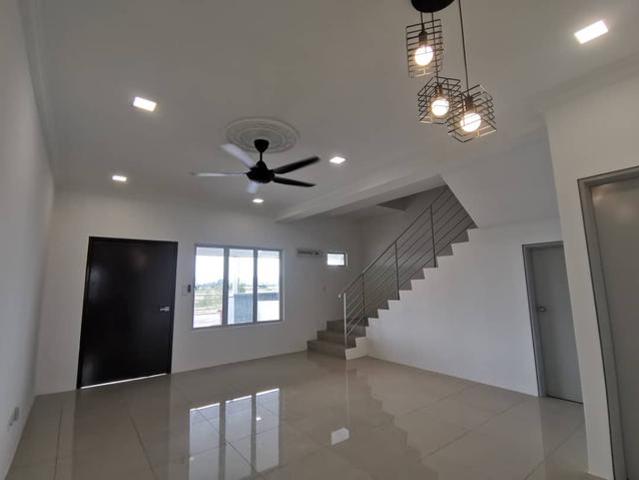 NEWLY RENOVATED GUARDED 2sty House LBS Alam Perdana For Sale