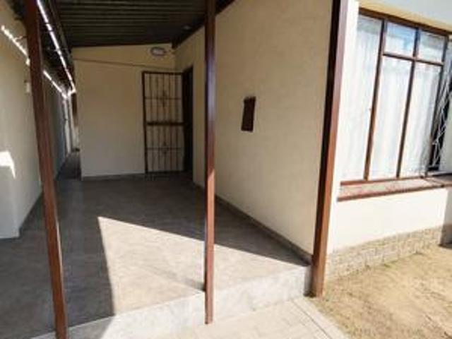 newly renovated family home – move.