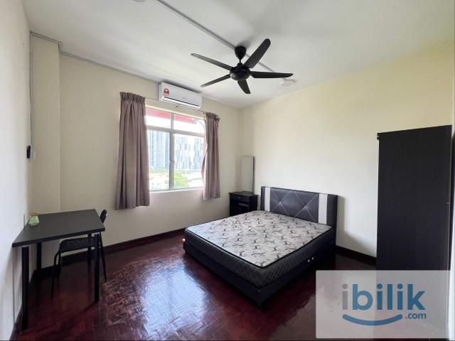 Newly Renovated Fully Furnished Bedroom at Bukit OUG Condo, Bukit Jalil Awan Besar LRT Station