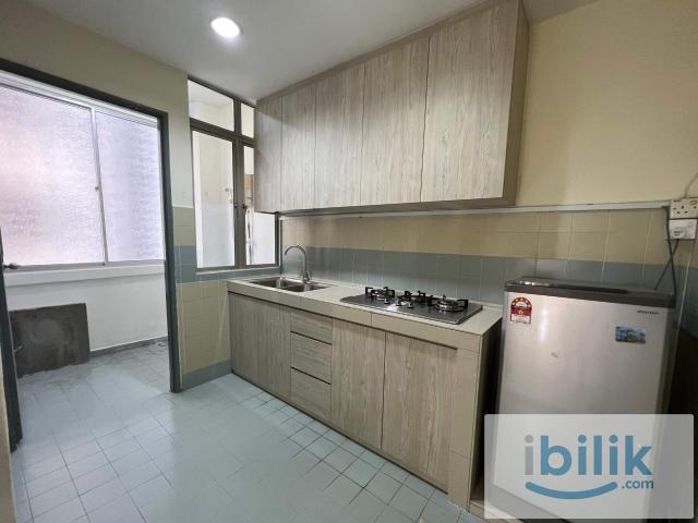 Newly Renovated Fully Furnished Bedroom at Bukit OUG Condo, Bukit Jalil Awan Besar LRT Station