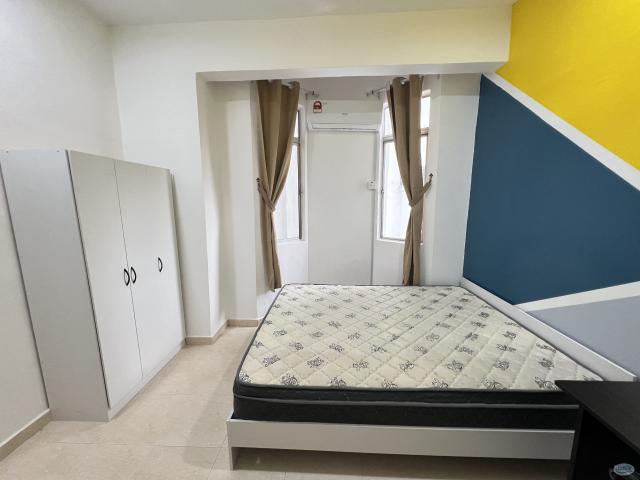 Newly Renovated Fully Furnished Bedroom at Bukit OUG Condo, Bukit Jalil Awan Besar LRT Station