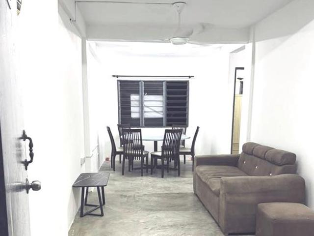 Newly Renovated Fully Furnished Flat PKNS Seksyen 7 Shah Alam for Rent