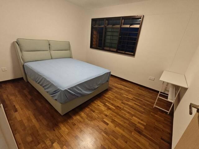 Newly renovated fully furnished spacious room