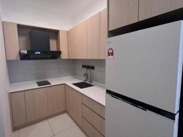 Newly Renovated Fully Furnished Vivo Executive Apartment