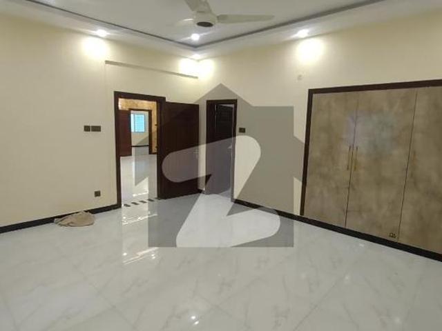 Newly Renovated House Federal B Area Block 5
