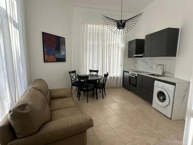 Newly Renovated One Bedroom Apartment