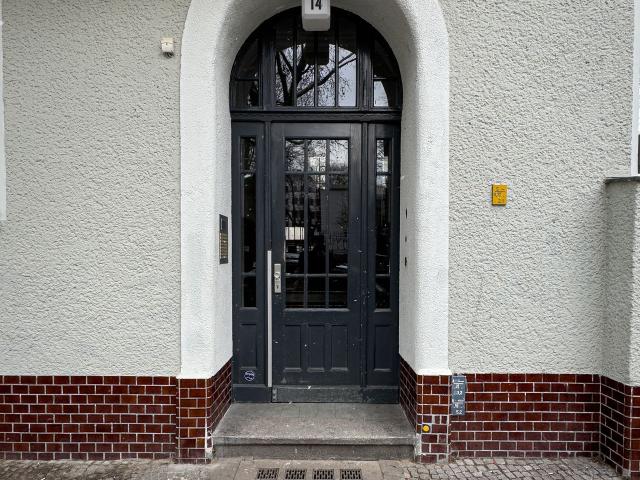 Newly renovated, light flooded Appartment in Top Location, Berlin Amsterdam Apartments for Rent