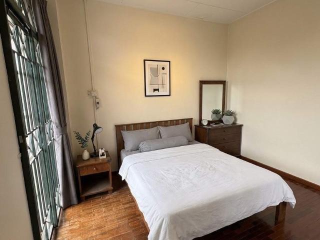 Newly Renovated Master Room Near LRT Puchong – RM1,000