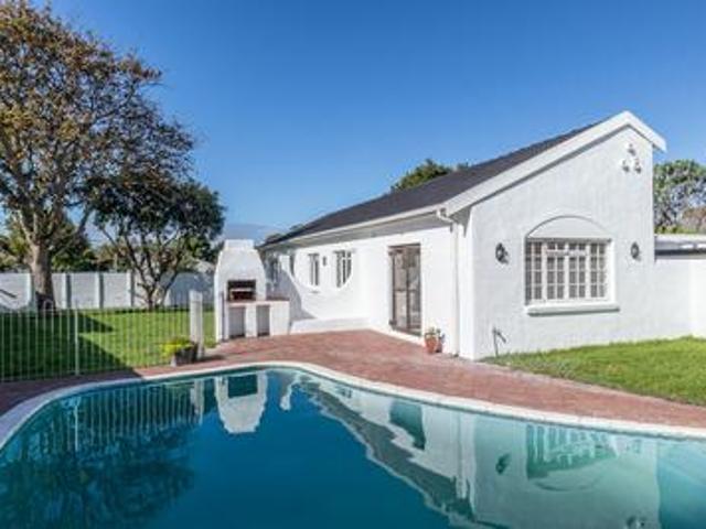 newly renovated sunny north facing home