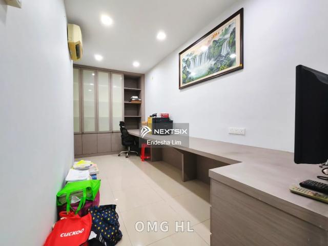 Newly Renovated RM7xxk Fully extended Unblock view