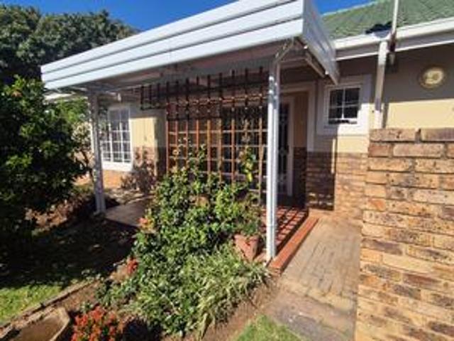 newly renovated retirement gem with.