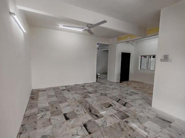 NEWLY RENOVATED REFURBISHED 2 Sty Semi D TOWN AREA Taman Ria Jaya