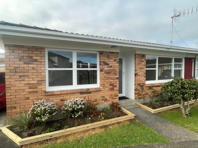 Newly Renovated Unit in the Heart of Ellerslie