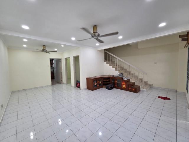 Newly Refurbish Spacious Double Storey Sri Segambut Kepong for Rent