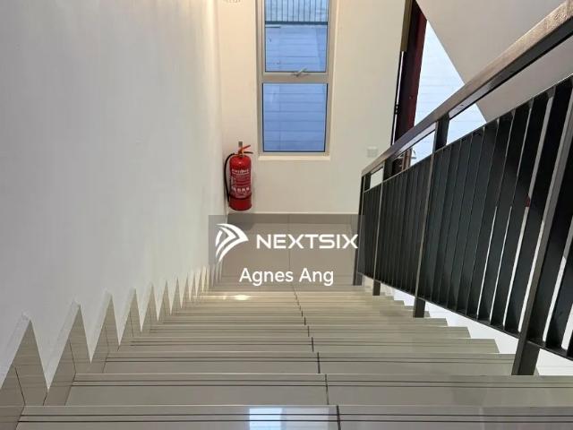 Newly refurbished & lovely flooring Digital lock for added security Built in kitchen cabinets Stylish upper floor design ️ Very Spacious Upperroom Large covered balcony for relaxation