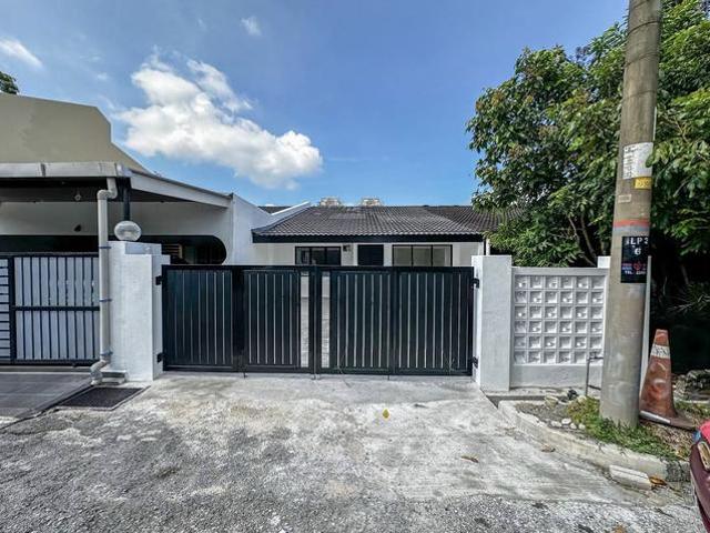 NEWLY REFURBISHED MV 800k Single Storey Bandar Baru Sri Petaling