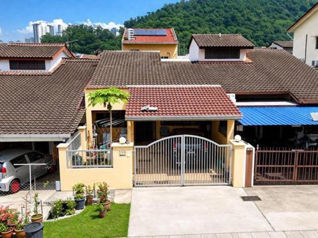 Newly Refurbished Single Storey Terrace Taman Melawati Jalan C