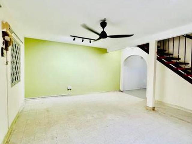 NEWLY REFURBISHEDREADY TO MOVE IN 2 Storey Tmn Melawati FOR RENT