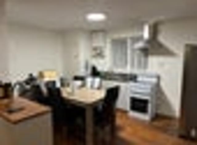 Newmarket, 2 bedrooms, $650 pw