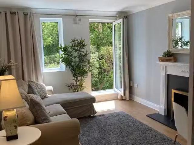 Newmarket Square, Wards Hill, Dublin 8 is for rent