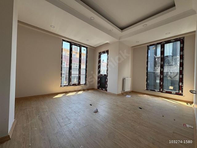 NEXT HOUSE'DAN MERKEZİ KONUMDA ULAŞIMI KOLAY 2+1 SATILIK DAİRE
