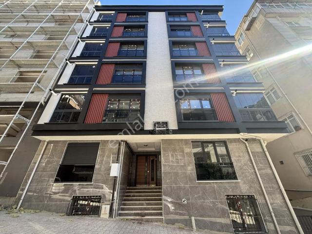 Next House'dan Satılık 3+1 120m² Sıfır Aydınlık Bahçe Katı