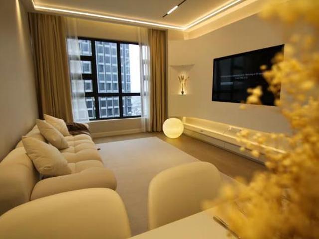 Next to IOI City Mall Phase 3 Ready Move In Buy now wait up market