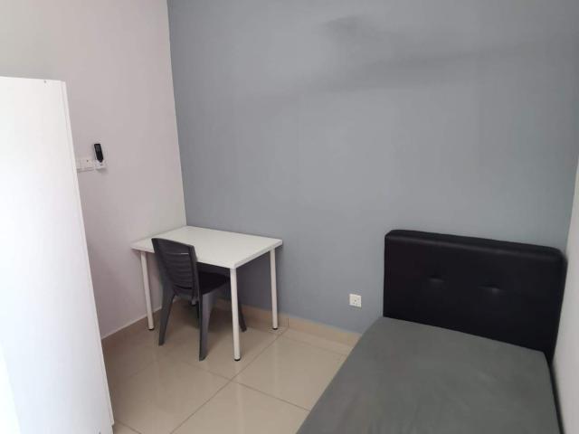 Next to lrt, female unit, single bedroom. Available now