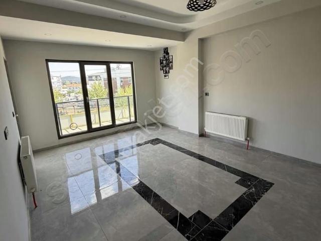 Nezih Binada Çamlık Mevkinde 1+1 Satılık Daire
