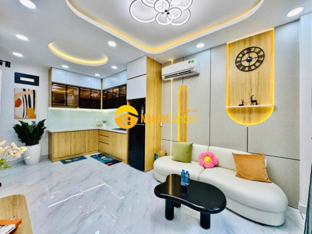 Nhỉnh 4 tỷ có nhà vip bình thạnh 3 phòng ngủ hẻm sạch sẽ