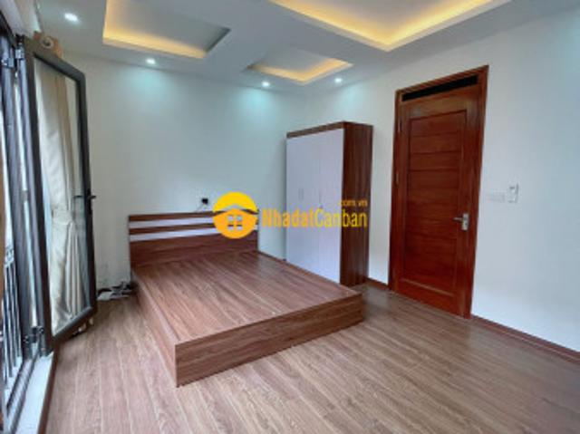 Nhỉnh 4 tỷ, ở ngay, nhà đẹp thanh xuân, 40m2 x 5 tầng, nội thất, gần ô tô, kinh doanh dòng tiền