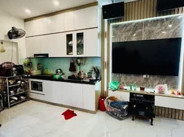 Nhỉnh 5 Tỷ Có Ngay Nhà Đẹp Lung Linh 5 Tầng Trung Tâm Hai Bà Trưng Sát Phố Ô Tô Gần Ba Gác