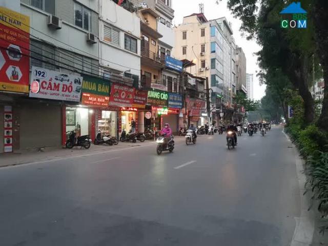 Nhỉnh 5 tỷ, mặt phố Tây Sơn, vỉa hè rộng, gần Ngã Tư Sở, kinh doanh vô địch