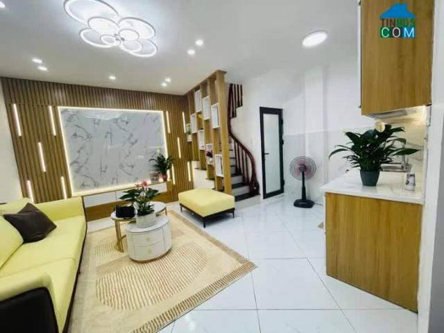Nhỉnh 7 tỷ Ngõ Trại Cá 31M2 3T MT 3.1 M, Chỉ 7.8 Tỷ Mặt Ngõ Kinh doanh 3 bước ra ngay phố Xem