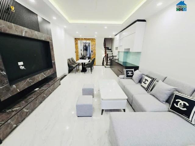 Nhỉnh 11 Tỷ, Nhà 6 Tầng 45M2 Phố Thạch Bàn Full Nội Thất, Ô Tô Vào Nhà